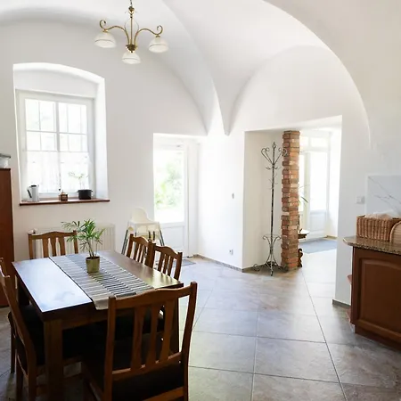 Goscinne Dom Sw. Szymona * Cracovie