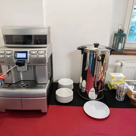 Goscinne Dom Sw. Szymona ホームステイ *