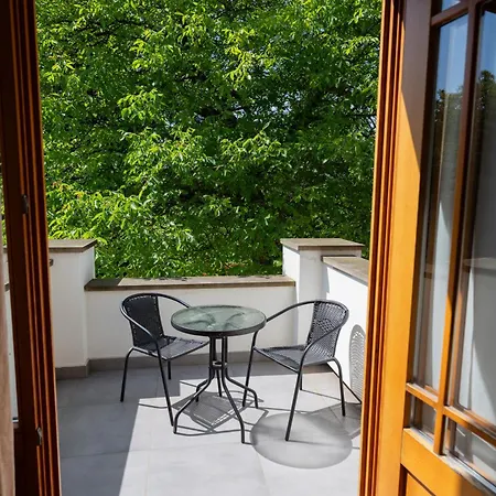 Goscinne Dom Sw. Szymona *