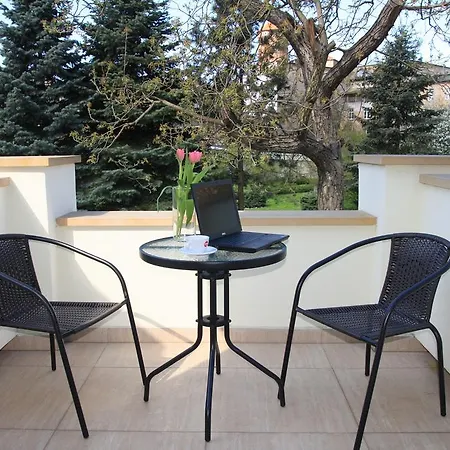 Goscinne Dom Sw. Szymona * Krakov