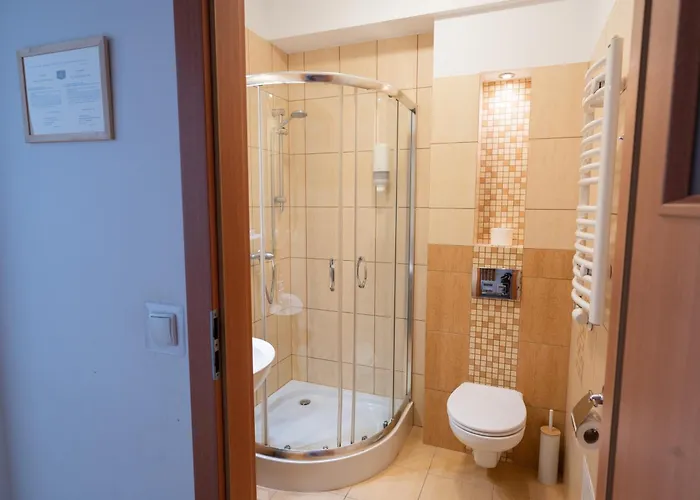 Goscinne Dom Sw. Szymona *