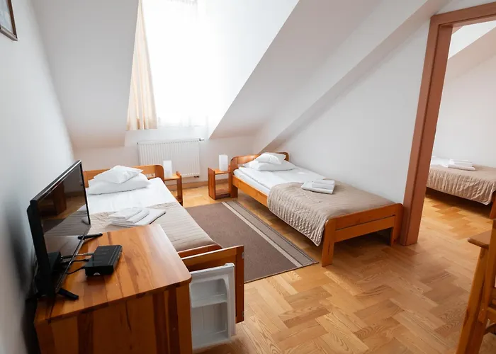 Goscinne Dom Sw. Szymona *